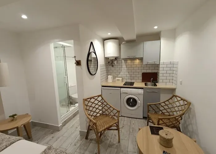 A 2 Pas Du Port Saint-Tropez